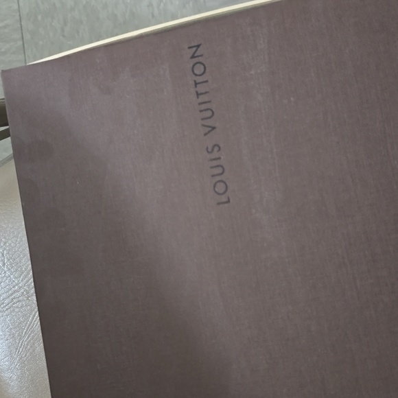 Louis vuitton - Picture 1 of 7
